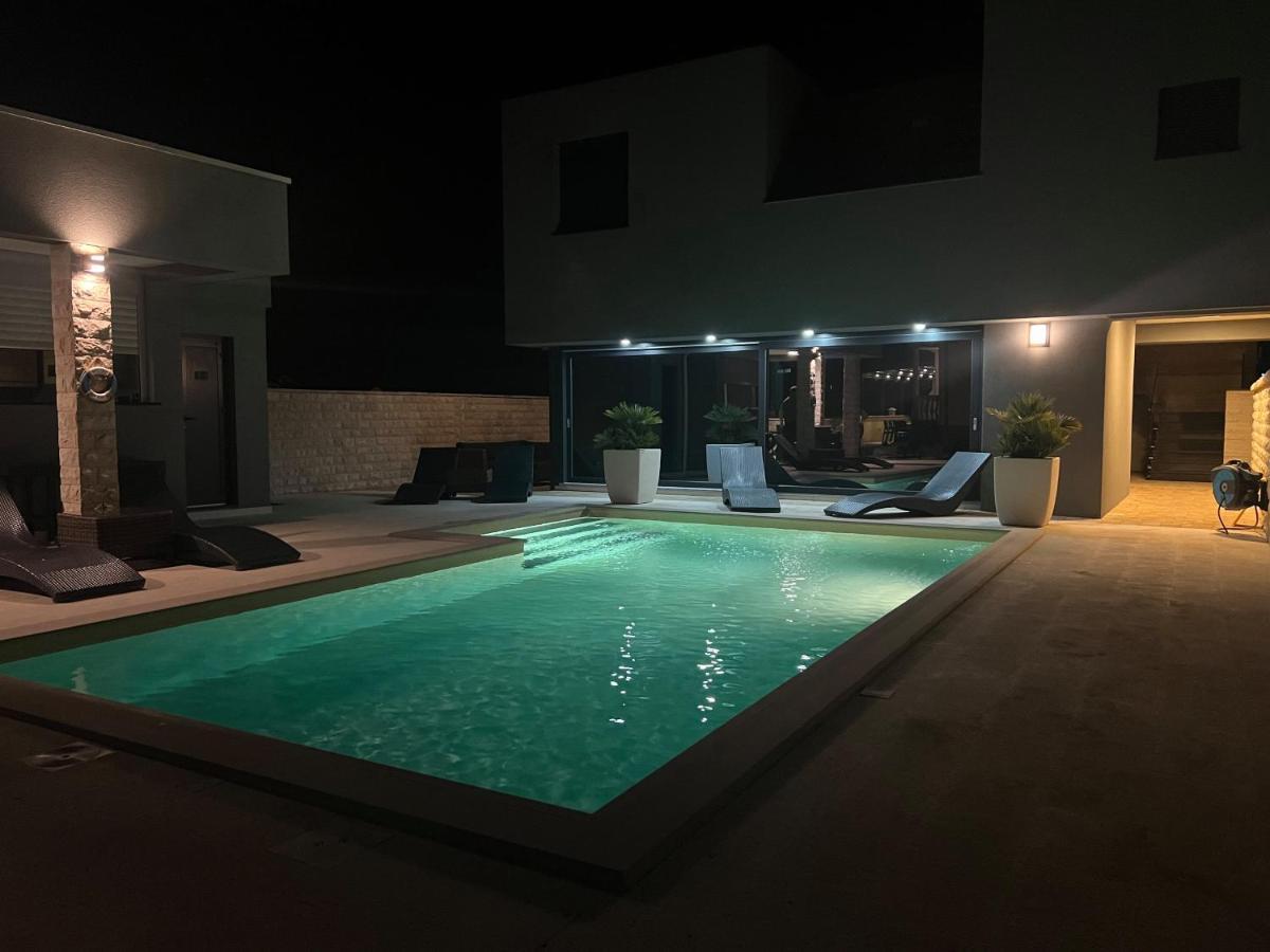 Apartments Dream House Zaton ซาตอน ภายนอก รูปภาพ
