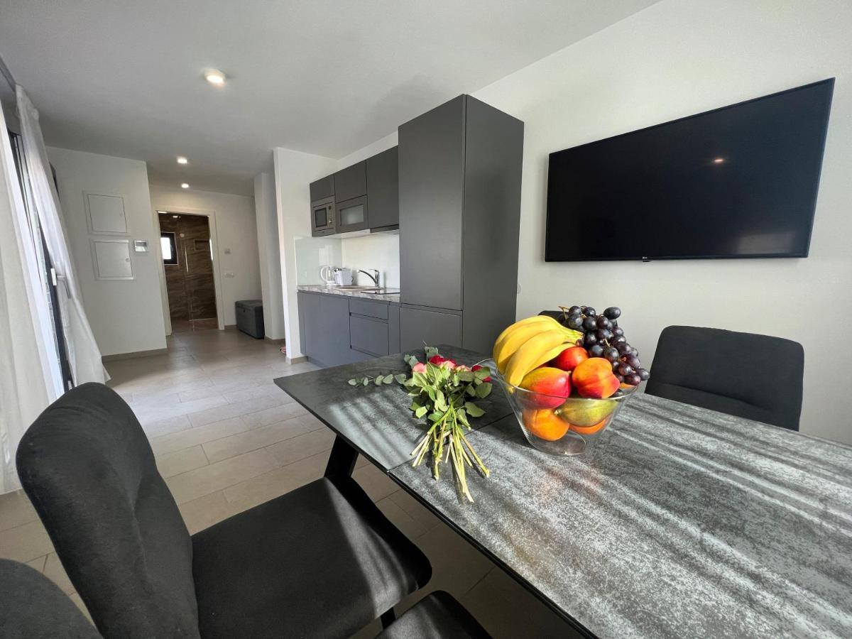 Apartments Dream House Zaton ซาตอน ภายนอก รูปภาพ